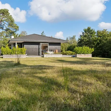 Alvia - 1-6km From The Sea By Interhome *