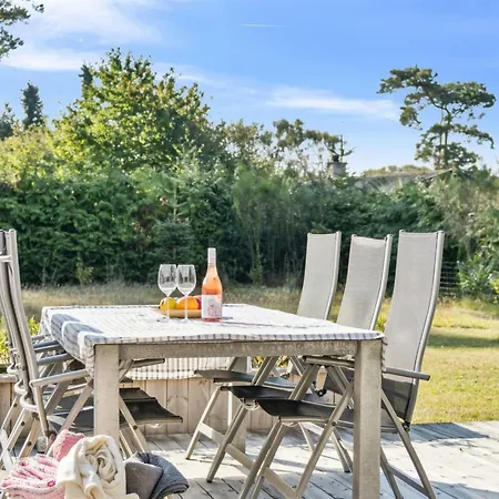 Alvia - 1-6km From The Sea By Interhome Rageleje