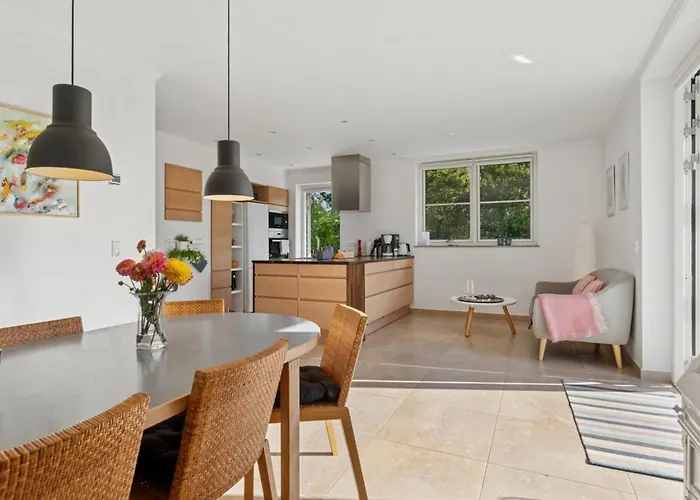 Alvia - 1-6km From The Sea By Interhome * Græsted