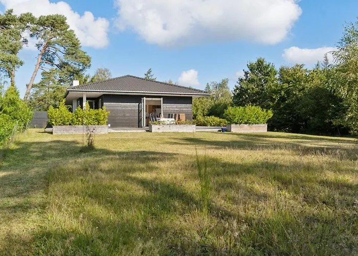 Alvia - 1-6km From The Sea By Interhome *